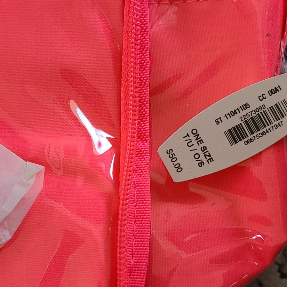 🎉HP🎉 NWT Victoria's Secret Insulated Cooler Bag - Picture 4 of 4